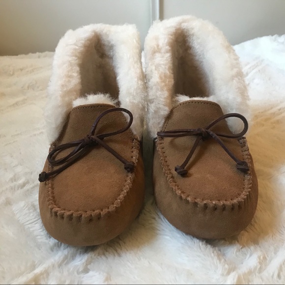 UGG Alena Moccasin - Picture 5 of 14